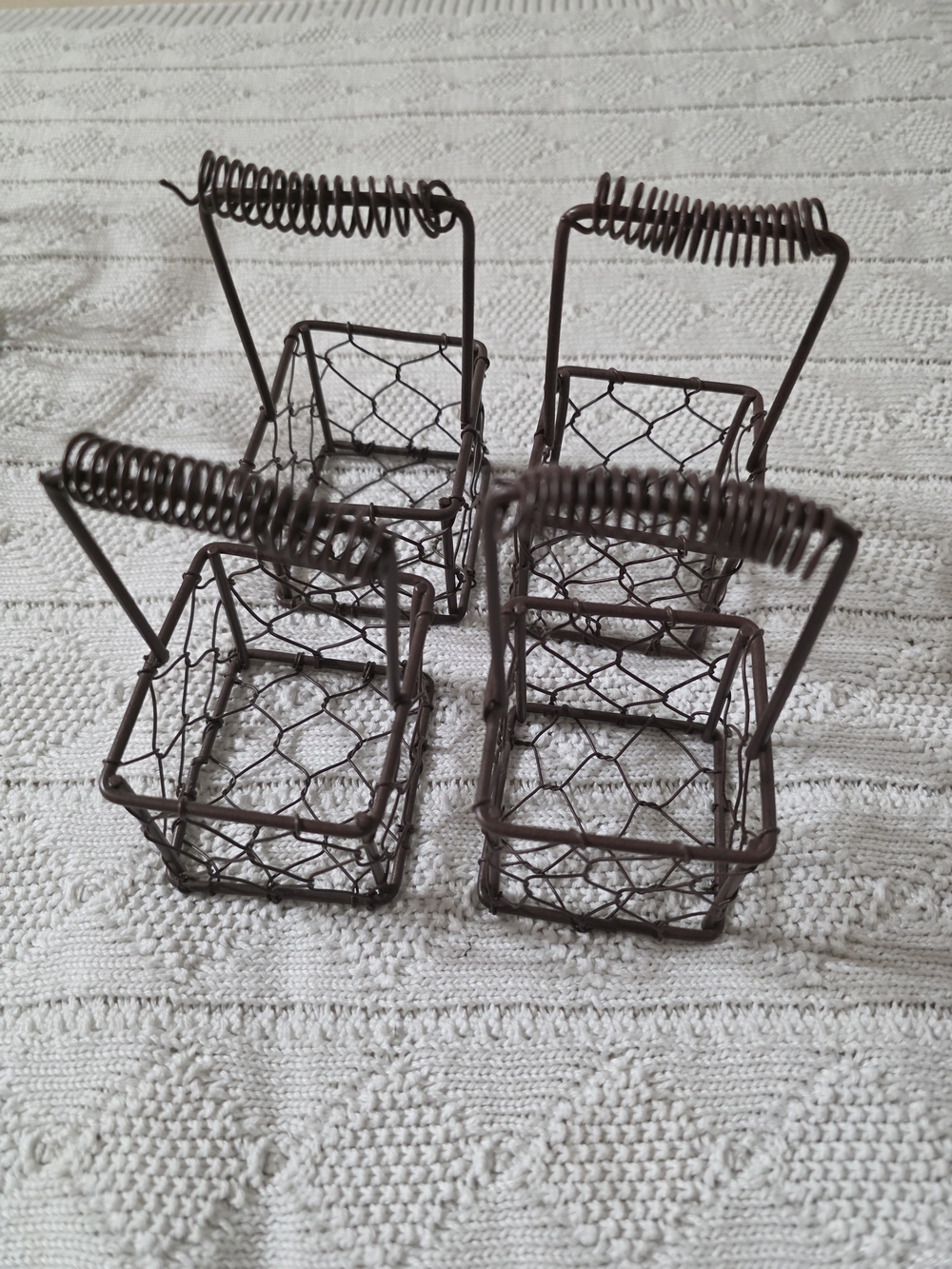 Set of 6 Rustic Wire Baskets - Picture 7 of 9
